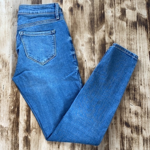 OLD Navy Stretch Skinny Jeans - Picture 1 of 8